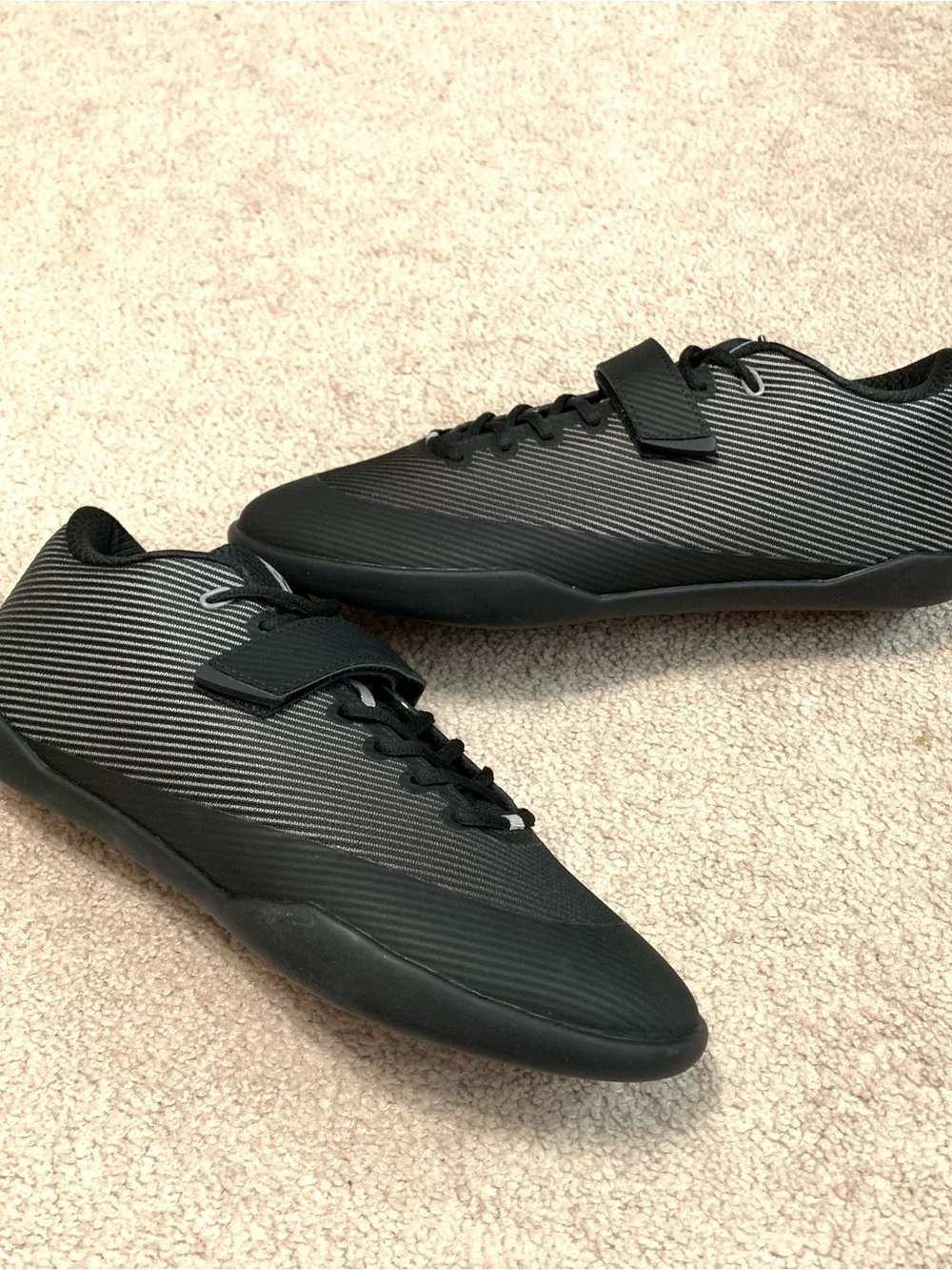 Velaasa Revolution Black Throwing Shoes Mens Size 13